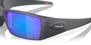 Koop de Oakley Heliostat Matte Grey Smoke Prizm Sapphire Polarized veilig en snel bij Revert 95 online of kom hem passen in de winkel in Haarlem.