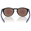 Koop de Oakley Latch Fathom Matte Black Prizm Sapphire veilig en snel bij Revert 95 online of kom hem passen in de winkel in Haarlem.