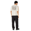 Oakley Tacked Metal Tee – zwart T-shirt met metalen Oakley-logo op de borst