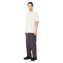 Koop de Oakley Field Gear Line Union Pocket Tee 5.0 veilig en snel bij Revert 95 online of kom hem checken in de winkel in Haarlem.