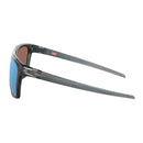 Bestel de Oakley Leffingwell Crystal Black Prizm Deep Water Polarized veilig, gemakkelijk en snel bij Revert 95. Check onze website voor de gehele Oakley collectie, of kom gezellig langs bij onze winkel in Haarlem.