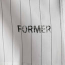 Bestel de Former Vivian Pinstripe ss Shirt White snel, gemakkelijk en veilig bij Revert 95. Check onze website voor de gehele Former collectie of kom gezellig langs bij onze winkel in Haarlem.