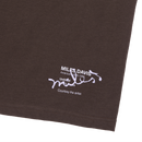 HUF - MILES DAVIS - UNTITLED S/S TEE Chocolate achterkant close-up