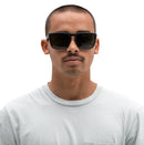 Bestel de Electric Knoxville XL Gloss Black Glass Grey Polarized veilig, gemakkelijk en snel bij Revert 95. Check onze website voor de gehele Electric collectie.