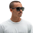 Bestel de Electric Knoxville XL Gloss Black Glass Grey Polarized veilig, gemakkelijk en snel bij Revert 95. Check onze website voor de gehele Electric collectie.