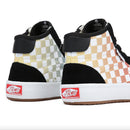 Bestel de Vans LITTLE LIZZIE KINDERSCHOENEN (4-8 JAAR) veilig, gemakkelijk en snel bij Revert 95. Check onze website voor de gehele Vans collectie.