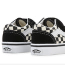 Bestel de Vans PRIMARY CHECK OLD SKOOL Velcro PEUTERSCHOENEN (1-4 JAAR) veilig, gemakkelijk en snel bij Revert 95. Check onze website voor de gehele Vans collectie.
