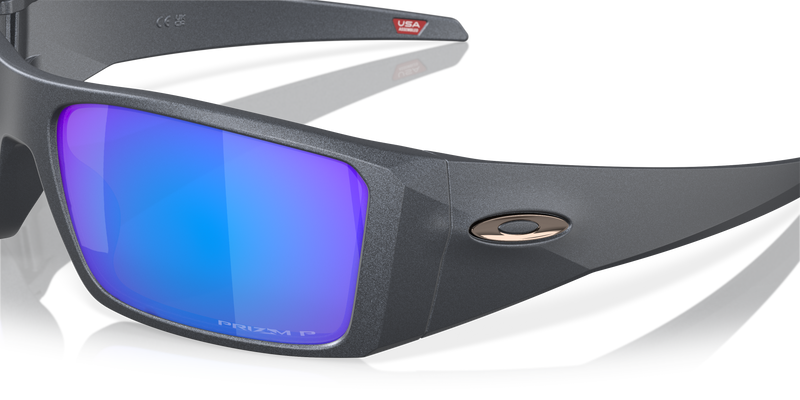 Koop de Oakley Heliostat Matte Grey Smoke Prizm Sapphire Polarized veilig en snel bij Revert 95 online of kom hem passen in de winkel in Haarlem.
