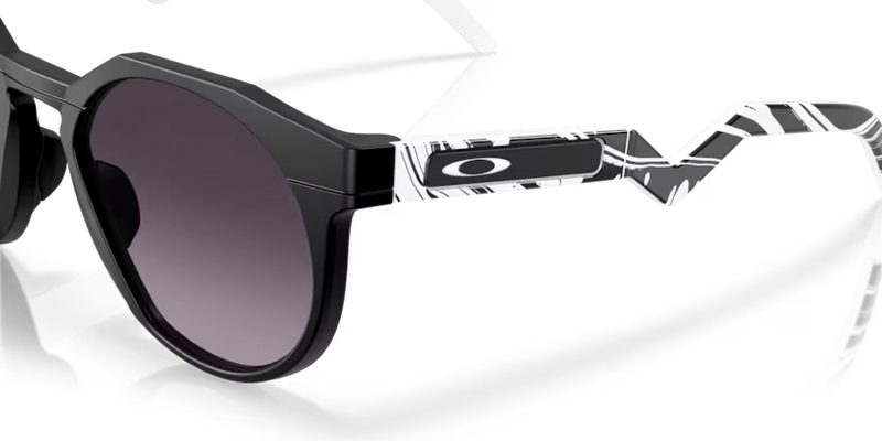 Koop de Oakley HSTN Duality Collection Matte Black Prizm Black veilig en snel bij Revert 95 online of kom hem passen in de winkel in Haarlem.