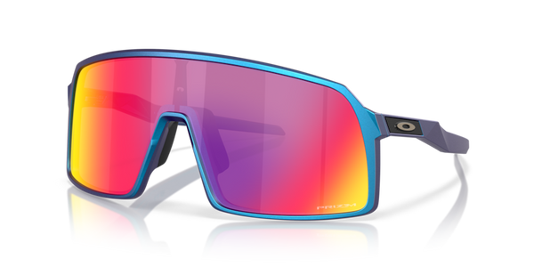 Koop de Oakley Sutro Matte Cyan Blue Colorshift Prizm Road veilig en snel bij Revert 95 online of kom hem passen in de winkel in Haarlem.