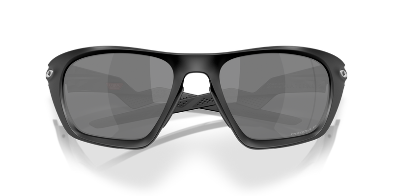 Koop de Oakley Lateralis Matte Black Prizm Black Polarized snel en veilig online of in de winkel bij Revert 95.