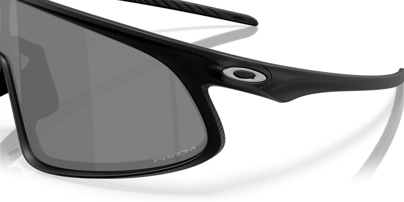 Koop de Oakley RSLV Matte Black Prizm Black veilig en snel bij Revert 95 online of kom hem passen in de winkel in Haarlem.