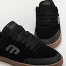 Zwarte Etnies Marana Black Charcoal Gum skate shoe met duurzame toe cap