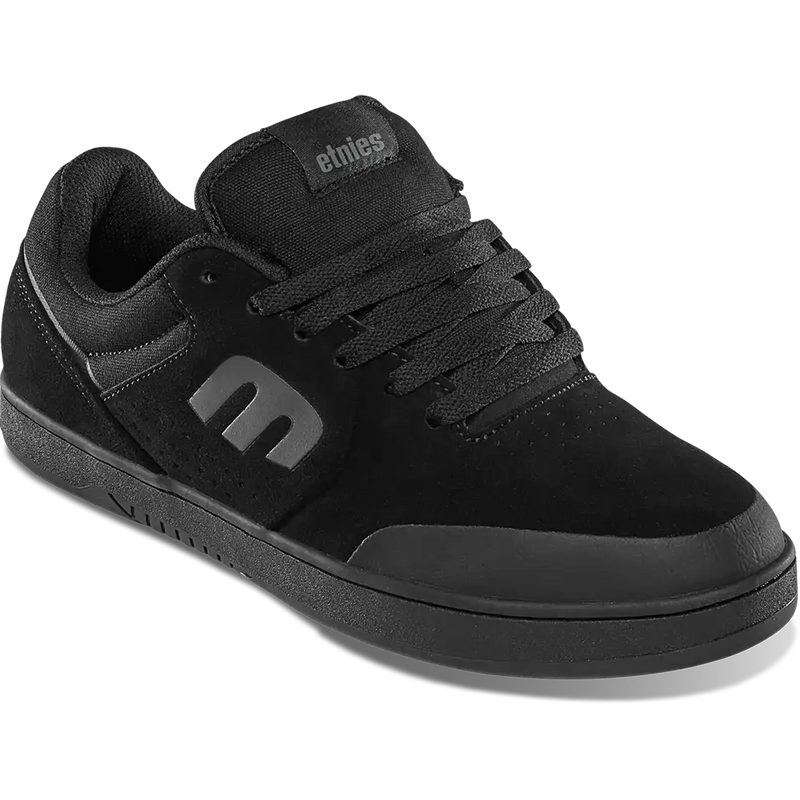 Etnies Marana Michelin Black Dirty Wash – zwarte skateschoen met Dirty Wash-afwerking en Michelin rubberzool