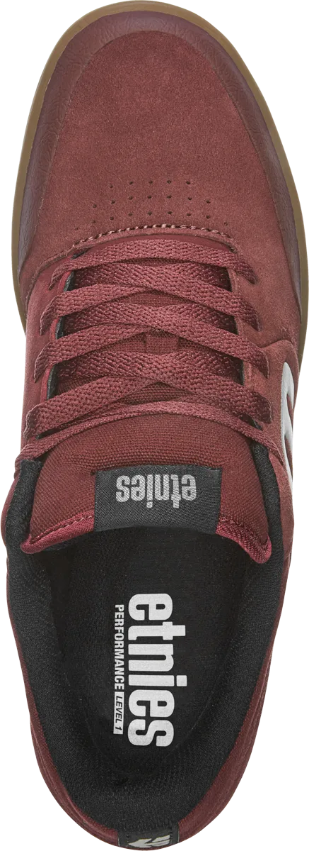 Etnies Marana Michelin Maroon Black White – maroon suède skateschoen met zwarte details, witte middenzool en Michelin rubberzool