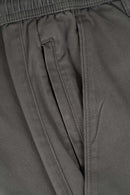 Loose fit, clean look.
De Reell Reflex Loose Chino in Vulcan Grey.