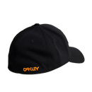 Oakley 6 Panel Stretch Hat Embossed – stretch-fit cap met 6-panel design, gebogen klep en embossed Oakley-logo