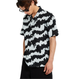 Koop de Volcom Multifarious SS veilig en snel bij Revert 95 online of kom hem checken in de winkel in Haarlem.