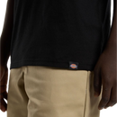 Koop het Dickies Bricklane SS Tee veilig  en snel bij Revert 95 online of kom hem checken in de winkel in Haarlem.