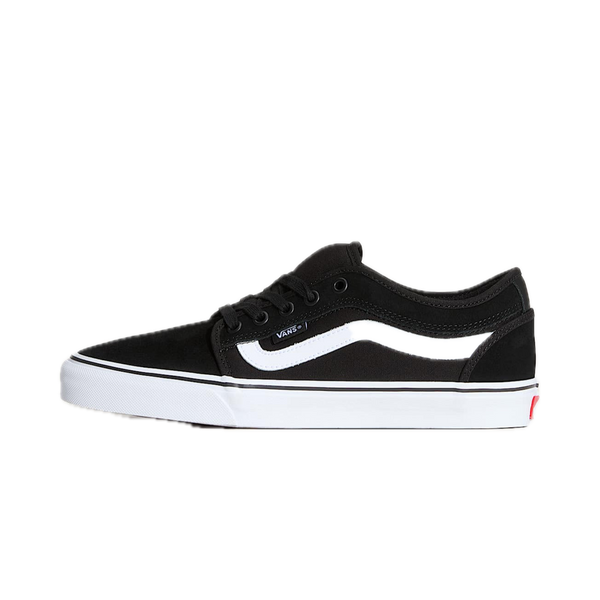 Vans Skate Chukka Low Sidestripe Black White – zwarte low-top skateschoen met witte Vans Sidestripe en wafelzool