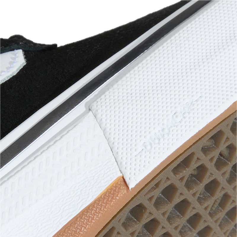 Vans Skate Kyle Walker Wafflecup Black White – pro skateschoen van Kyle Walker met zwart suède/canvas bovenwerk en Wafflecup constructie