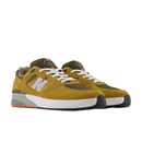 Koop de NB Numeric Andrew Reynolds 933 Brown Grey veilig en snel bij Revert 95 online of kom hem checken in de winkel in Haarlem.