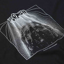 Koop de Former Liable T-shirt veilig en snel bij Revert 95 online of kom hem checken in de winkel in Haarlem.