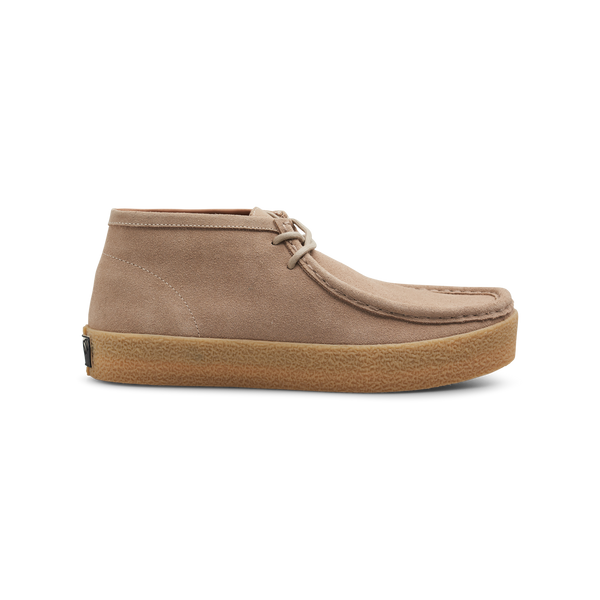 Koop de Last resort Ab VM006 Moc Hi Sand Gum veilig en snel bij Revert 95 online of kom hem passen in de winkel in Haarlem.