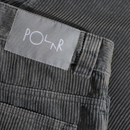 Polar Skate Co '93! Pants Overdyed Cord Blueish Grey – corduroy broek met rechte pasvorm, vijf zakken en Polar-label in overdyed Blueish Grey kleur.