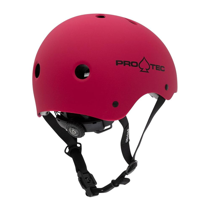 Koop de Pro-Tec JR Classic Fit Cert veilig en snel bij Revert 95 online of kom hem checken in de winkel in Haarlem.