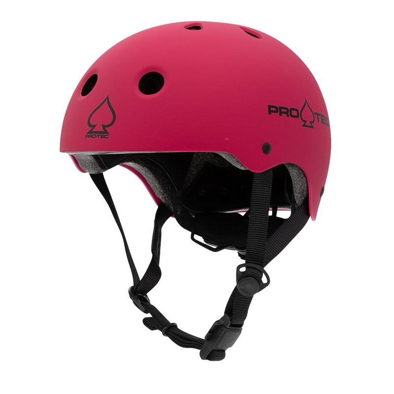 Koop de Pro-Tec JR Classic Fit Cert veilig en snel bij Revert 95 online of kom hem checken in de winkel in Haarlem.