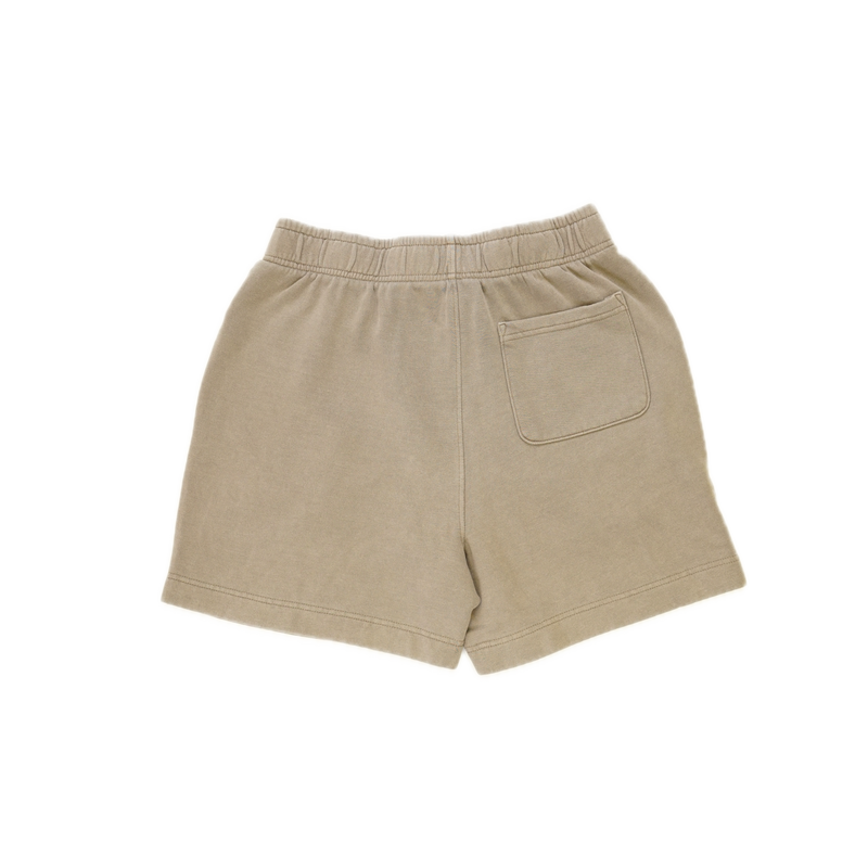 Koop de Revert 95 i used to be a jogger faded shorts veilig en snel bij Revert 95 online of kom hem checken in de winkel in Haarlem.