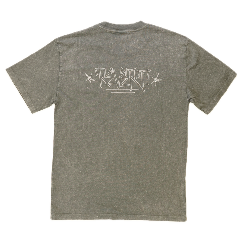 Koop het Revert 95 the saint heavy stone wash tee veilig en snel bij Revert 95 online of kom hem checken in de winkel in Haarlem.