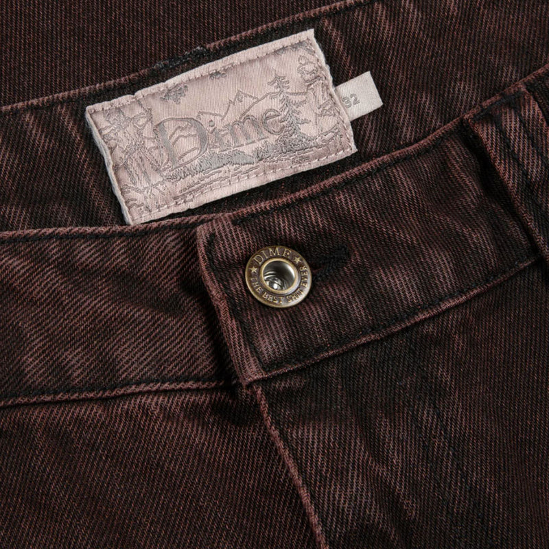 Bestel de Dime Classic Baggy Denim Sandblasted Copper snel, veilig en gemakkelijk bij Revert 95. Check de gehele Dime collectie op onze site, of kom gezellig langs bij onze winkel in Haarlem.