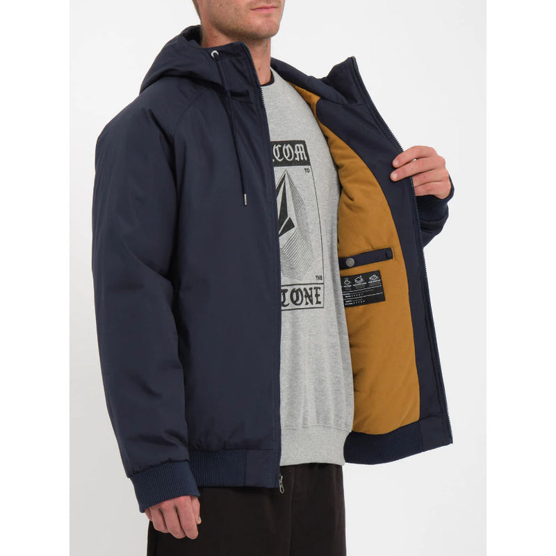 Bestel de Volcom Hernan 10K Jacket Navy snel, veilig en gemakkelijk bij Revert 95. Check de gehele Volcom collectie op onze site, of kom gezellig langs bij onze winkel in Haarlem.