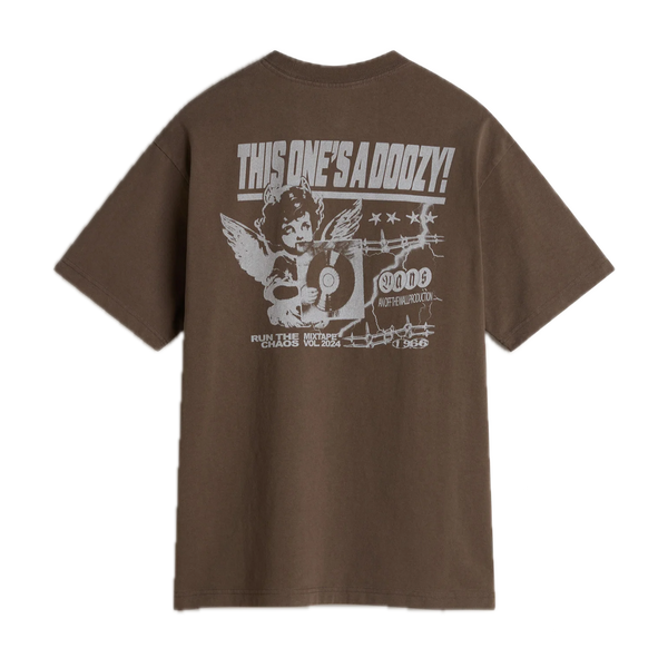Vans Earthbound Loose Fit SS Coal Brown – bruin loose fit T-shirt van duurzaam katoen met subtiele Vans-graphic