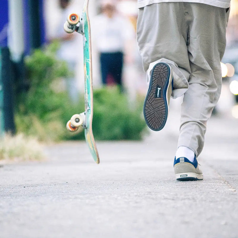 Etnies Marana Michelin Green Blue – groene suède skateschoen met blauwe accenten en Michelin rubberzool