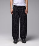 Former Turmoil Distend Pant Black – wide tapered pants met minimalistische Former-stijl