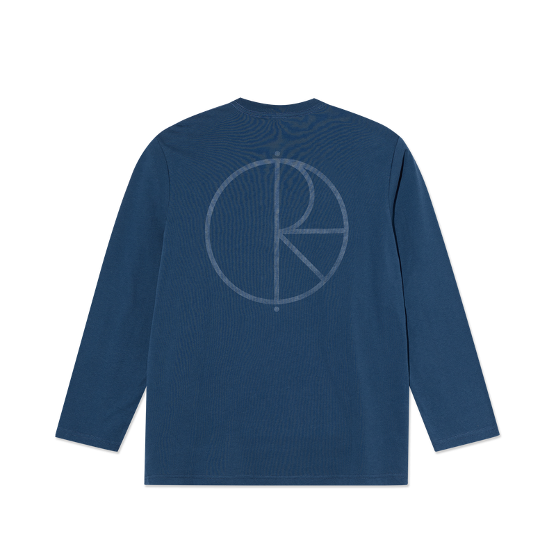 Polar Skate Co Steve LS Tee Stroke Logo Space Blue – longsleeve van 100% katoen met geborduurd Stroke-logo op de borst in Space Blue kleur.