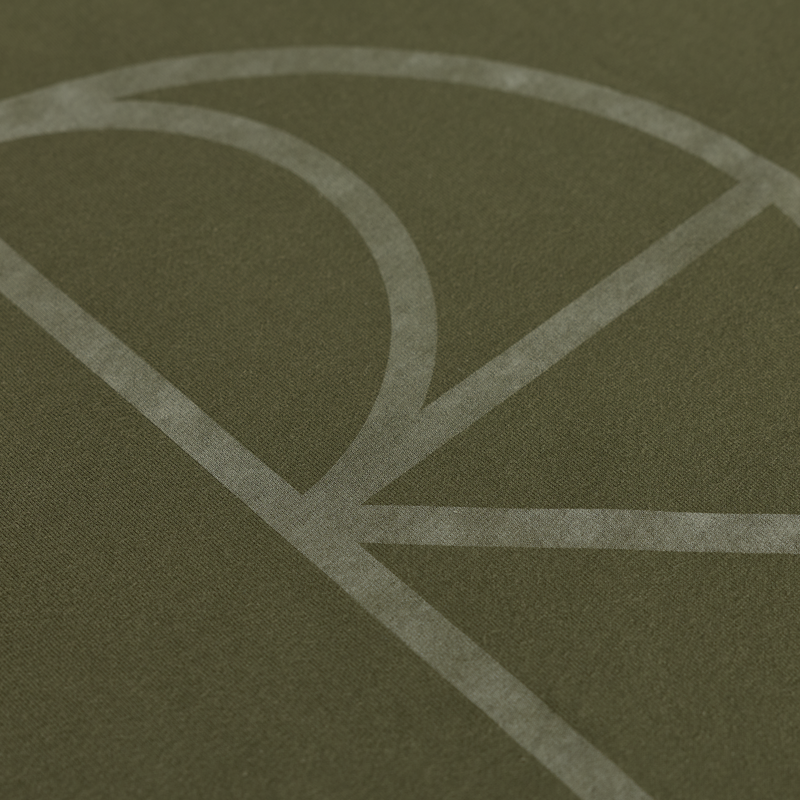 Polar Skate Co Steve LS Tee Stroke Logo Army Green – longsleeve van 100% katoen met geborduurd Stroke-logo op de borst in army-groene kleur.