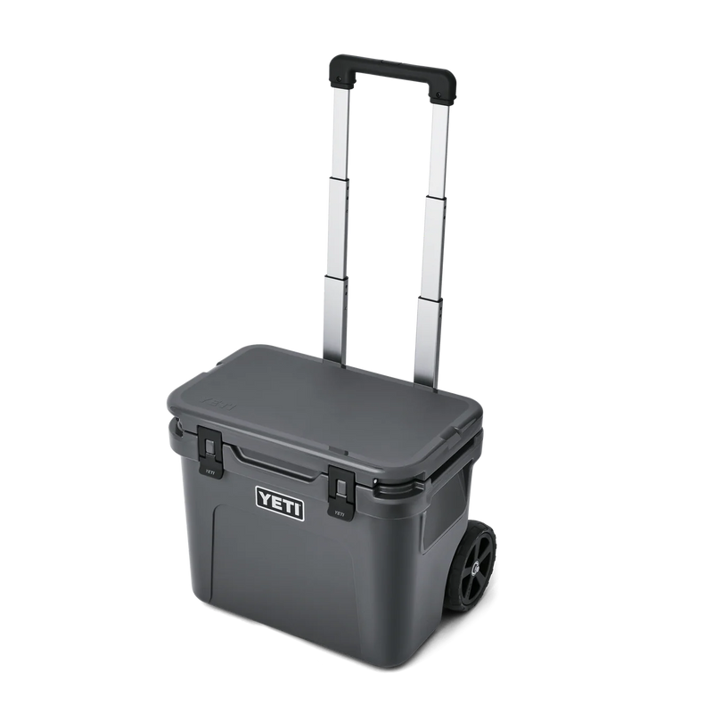 YETI Roadie 32 draagbare koelbox met FatWall isolatie in lichtgrijze uitvoering