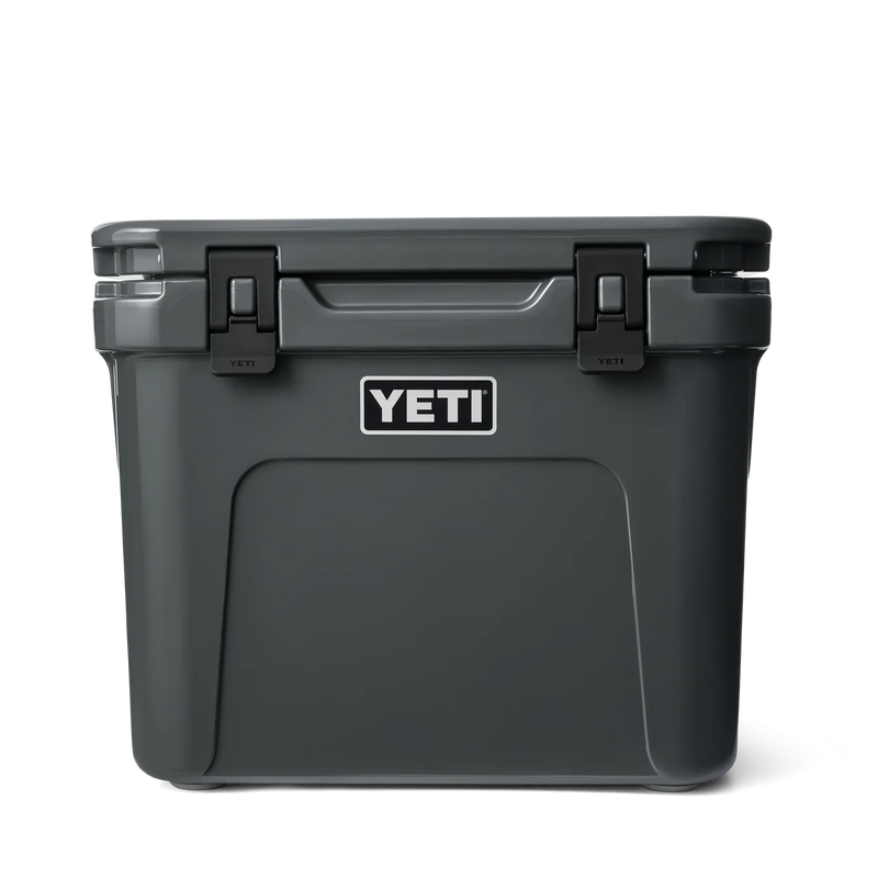 YETI Roadie 32 draagbare koelbox met FatWall isolatie in lichtgrijze uitvoering