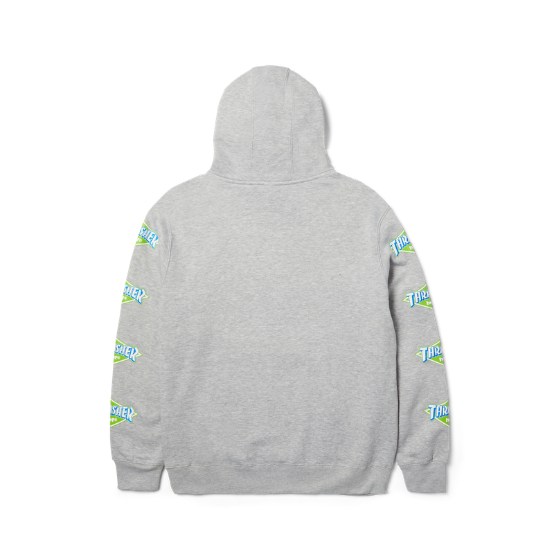 HUF x Thrasher Logo PO Hoodie – hoodie van zwaar katoenfleece met HUF x Thrasher-logo op borst en mouwprints, verkrijgbaar in zwart en grijs