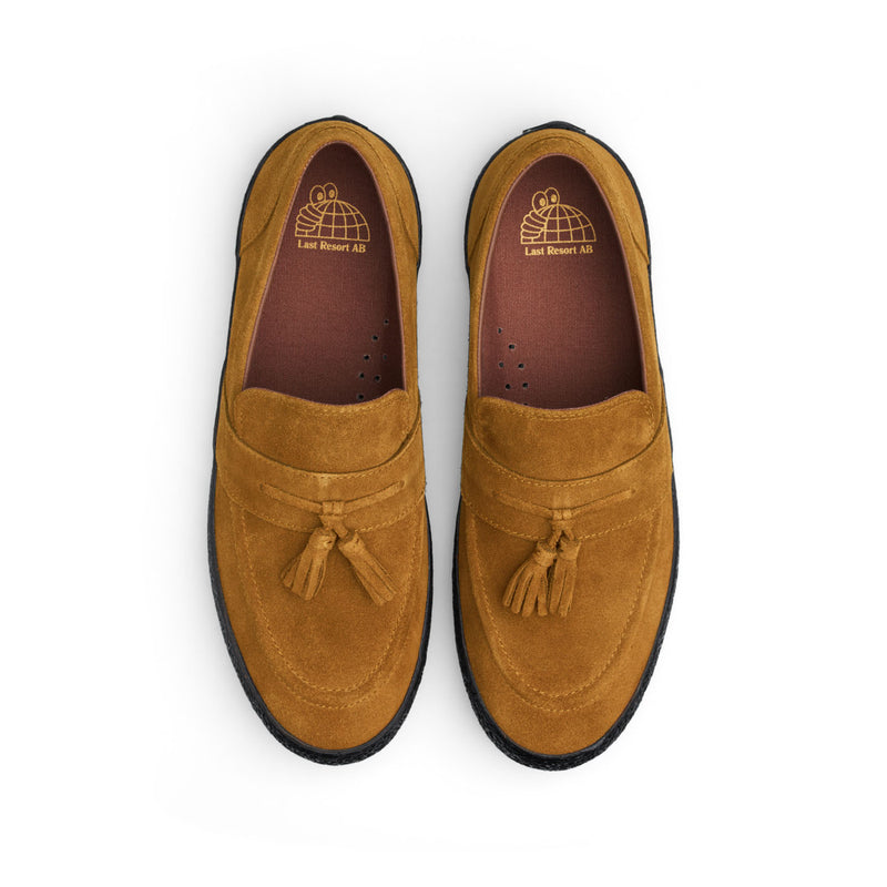 Bestel de Last Resort AB VM005 Loafer Golden Brown Black snel, veilig en gemakkelijk bij Revert 95. Check de gehele Last Resort AB collectie op onze site, of kom gezellig langs bij onze winkel in Haarlem.