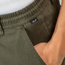 Bestel de Reell Denim Reflex Loose Chino Olive snel, gemakkelijk en veilig bij Revert 95. Check on ze website voor de gehele Reell denim broeken collectie, of kom langs in onze winkel in Haarlem.