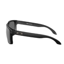 Bestel de Oakley Holbrook XL Matte Black Frame Prizm Black Polarized Lenses snel, veilig en gemakkelijk bij Revert 95. Check onze website voor de gehele Oakley collectie.
