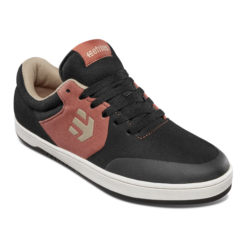 Order the Etnies Marana fast, safe and easy at Revert 95. Check our website for the entire Etnies collection