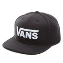 Bestel de Vans DROP V SNAPBACK Cap veilig, gemakkelijk en snel bij Revert 95. Check onze website voor de gehele Vans collectie.	