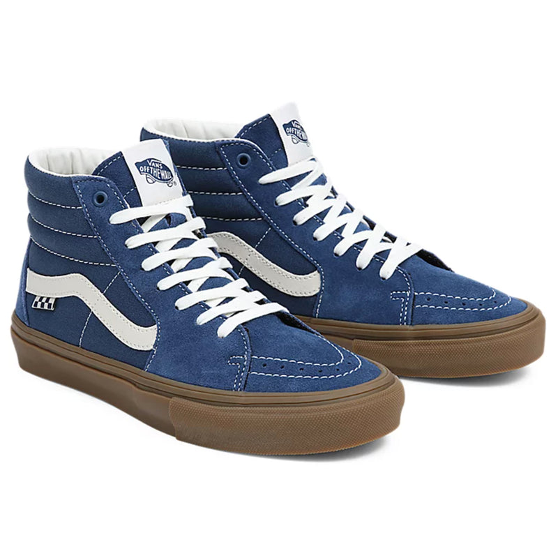 Bestel de Vans SKATE SK8-HI Shoes Suede Gum Dark Denim veilig, gemakkelijk en snel bij Revert 95. Check onze website voor de gehele Vans collectie.