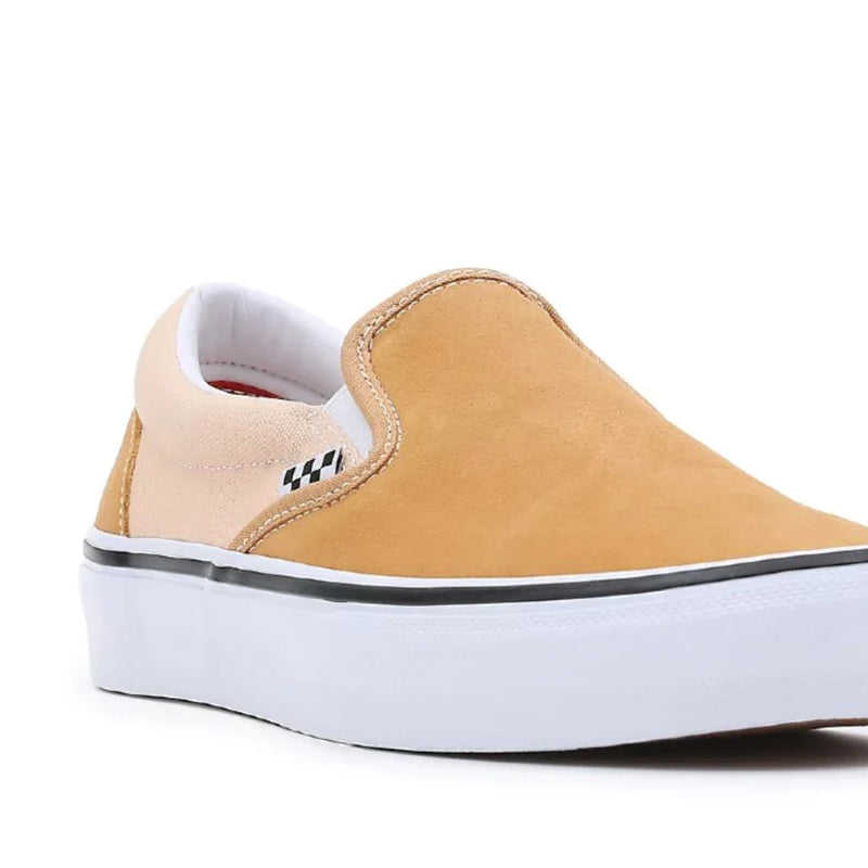 Bestel de Vans MN Skate Slip-On HONEY PEACH veilig, gemakkelijk en snel bij Revert 95. Check onze website voor de gehele Vans collectie, of kom gezellig langs bij onze winkel in Haarlem.